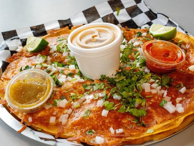 Quesapizza.